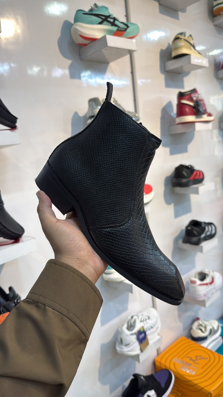 chelsea boots