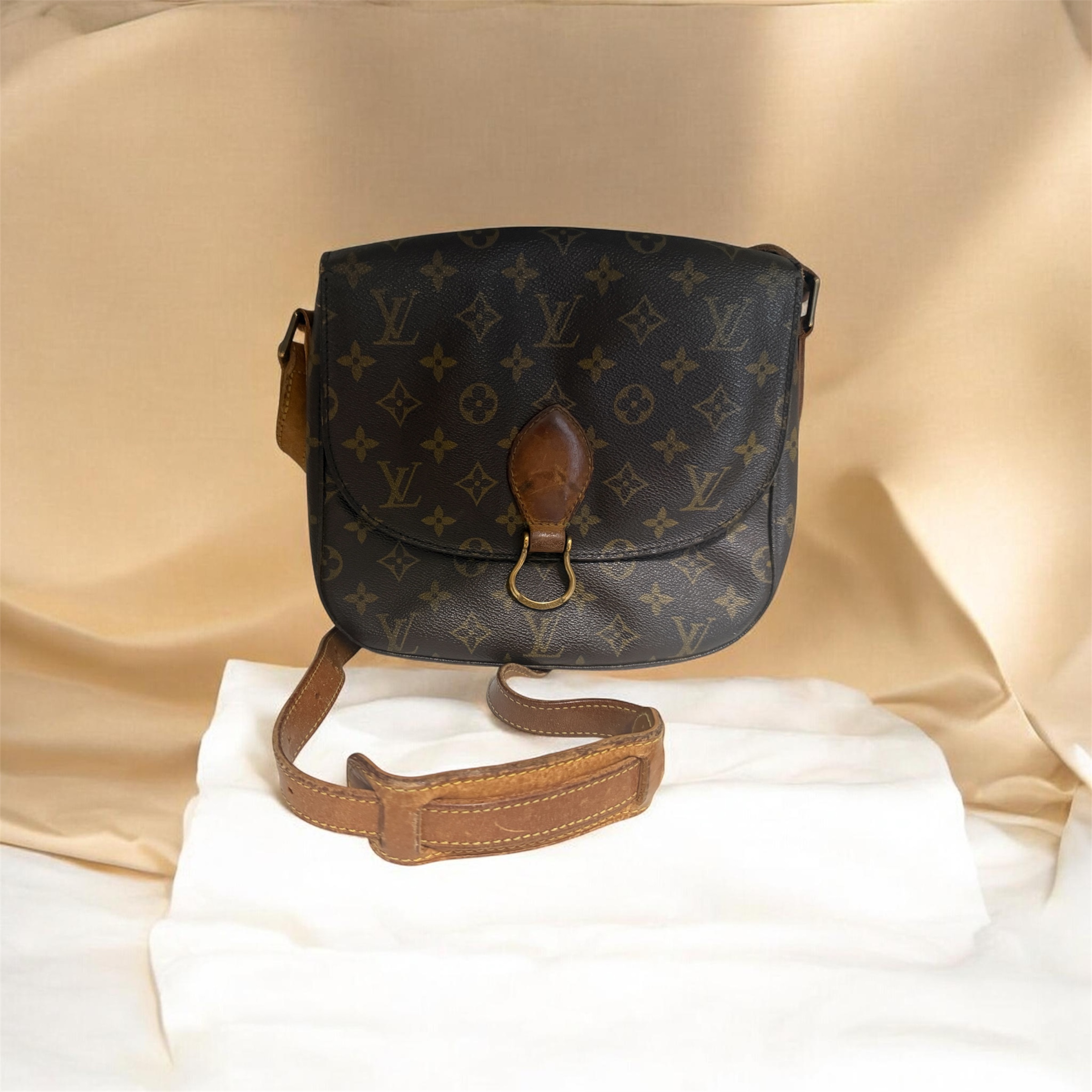 JLA Showroom Estate Sale – Designer Handbags, Costume Jewelry, Vintage Furniture & More!