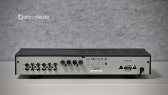 NAD 310