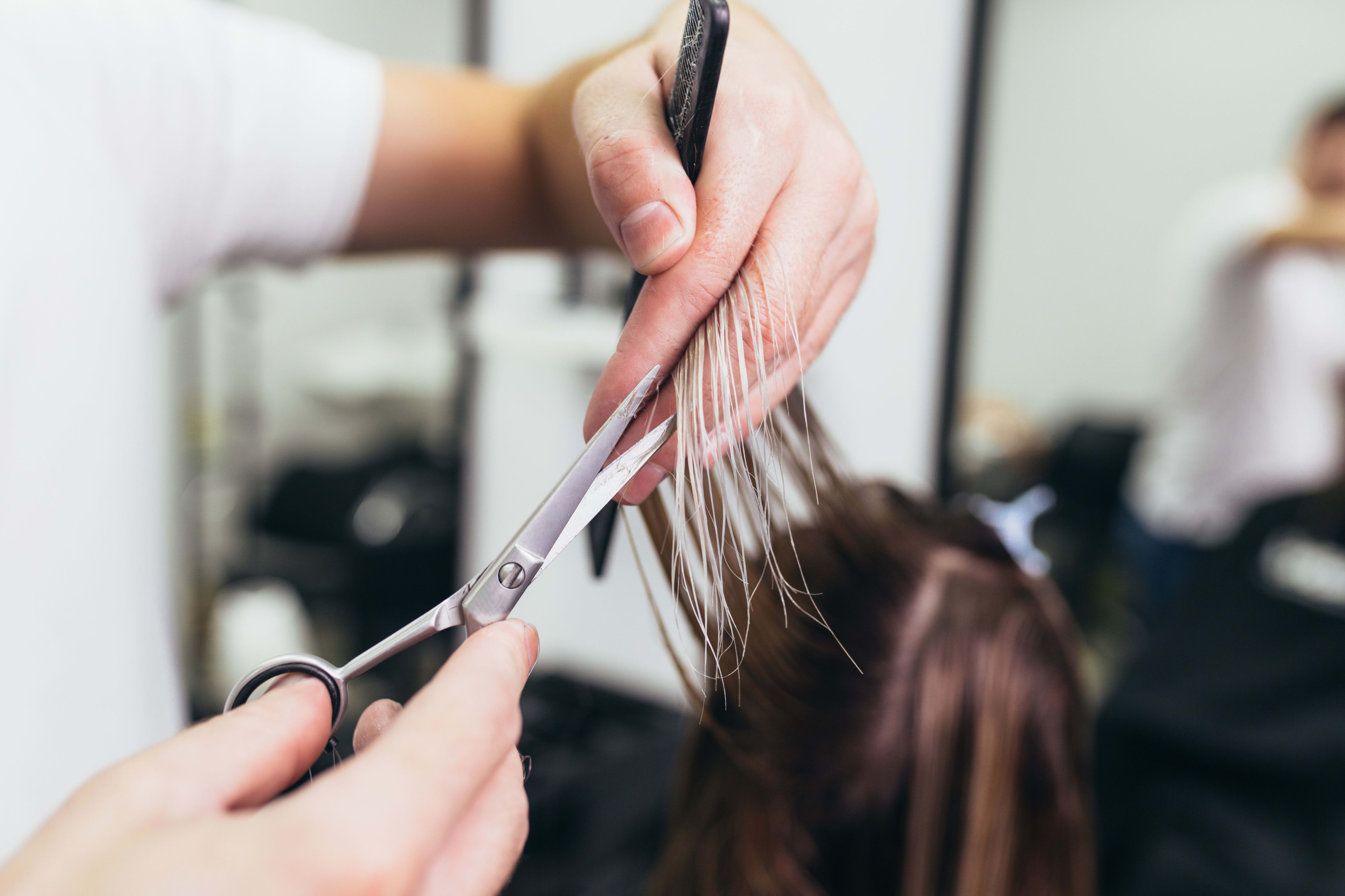 Haarschnitt bei Coiffeur Panorama in St. Gallenkappel