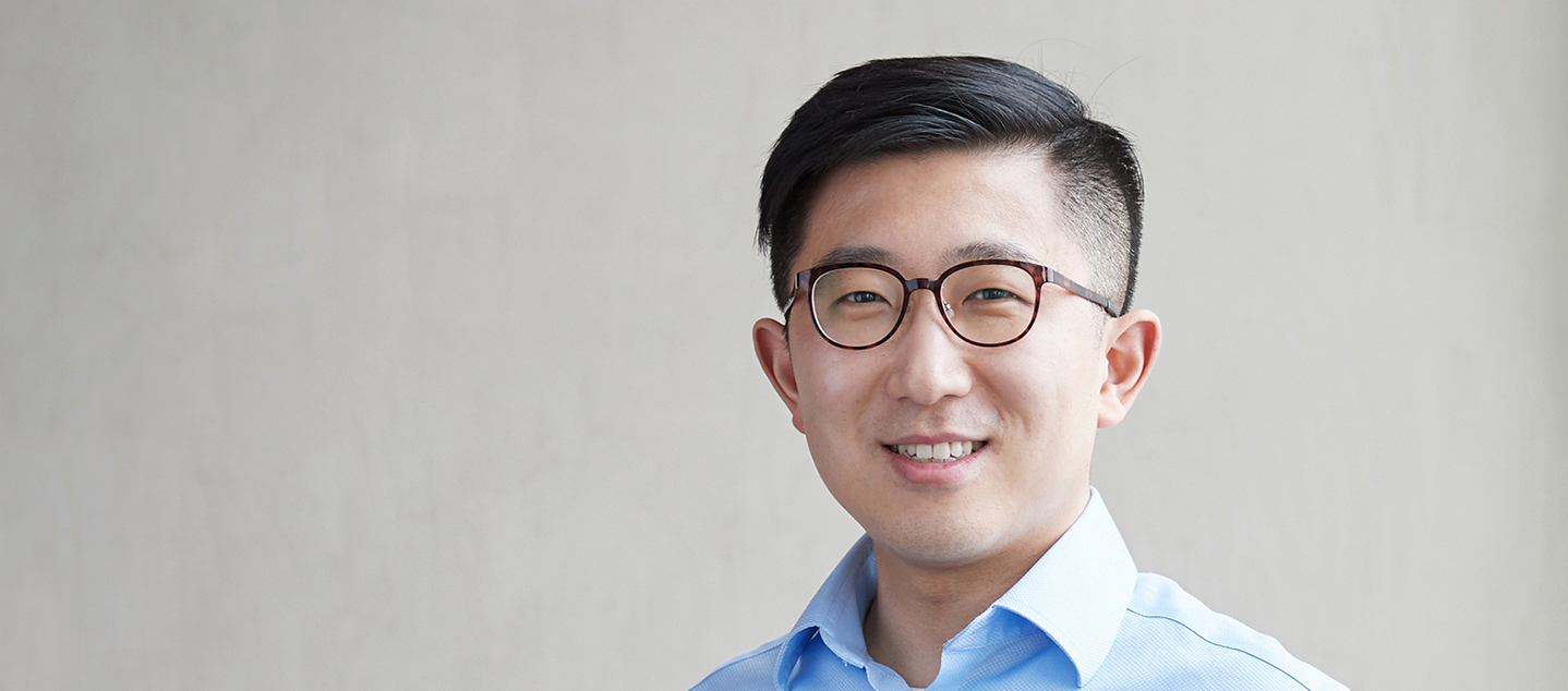 Zijun Di | Eight Roads