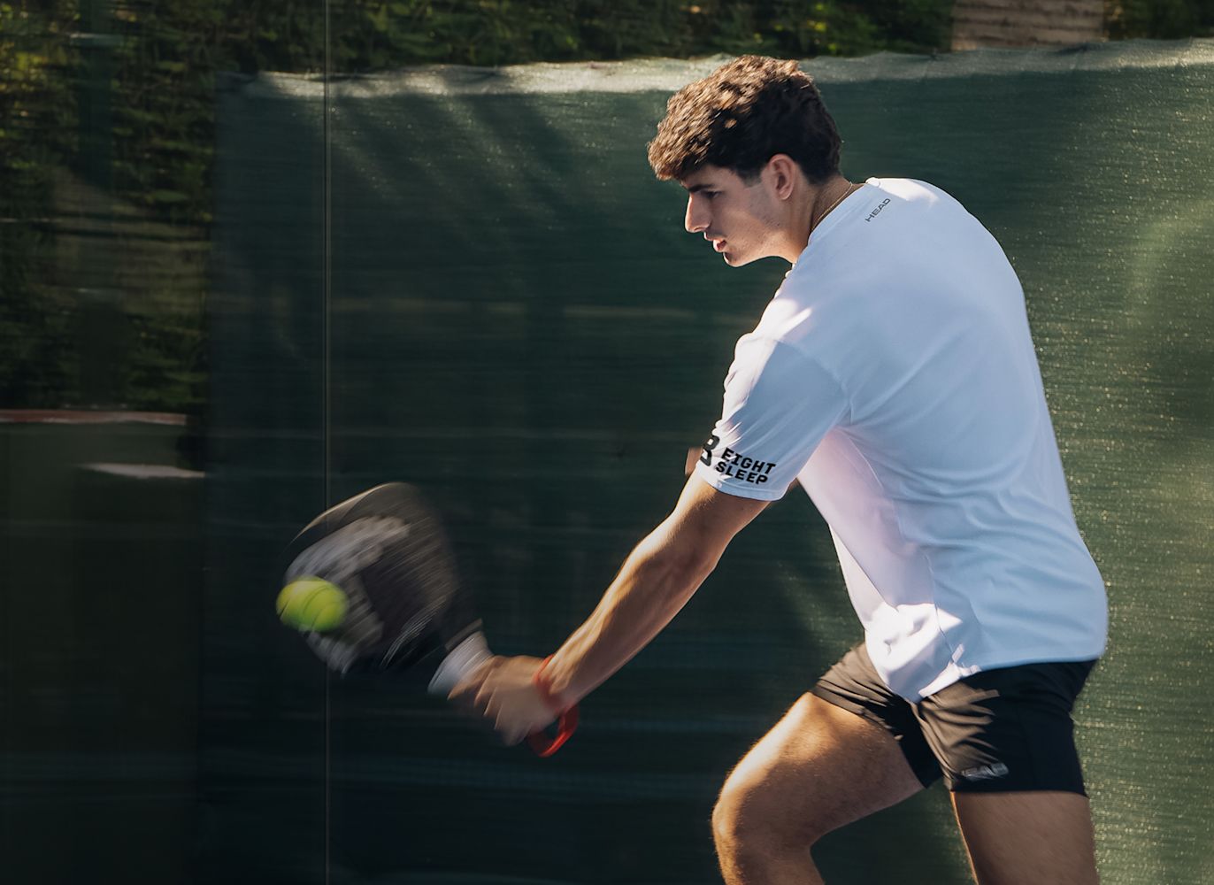 Arturo Coello playing padel