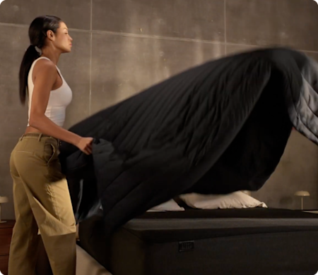 The weight of a blanket without the heat