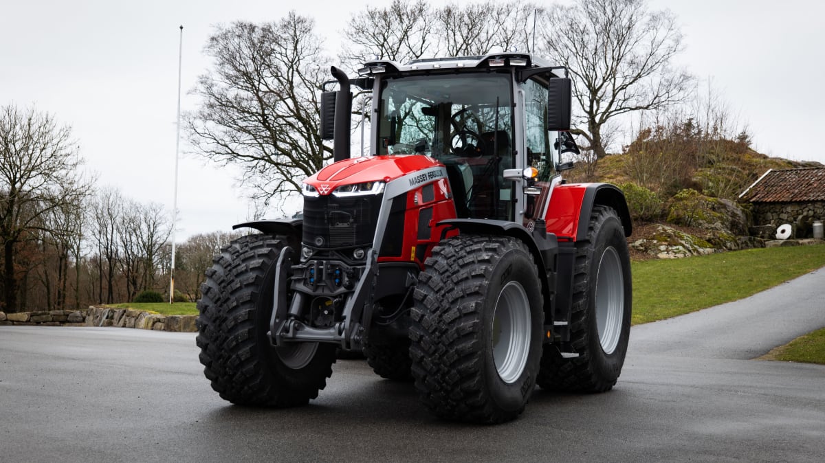Entreprenørens favoritt; Massey Ferguson 8S