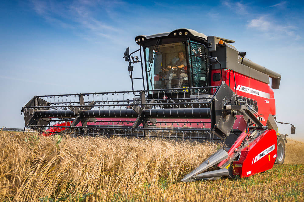 Massey Ferguson Activa skurtresker