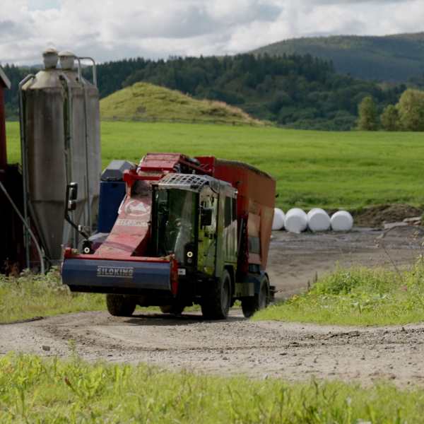 SILOKING SelfLine System 500+: Slik fungerer den selvgående fullfôrblanderen