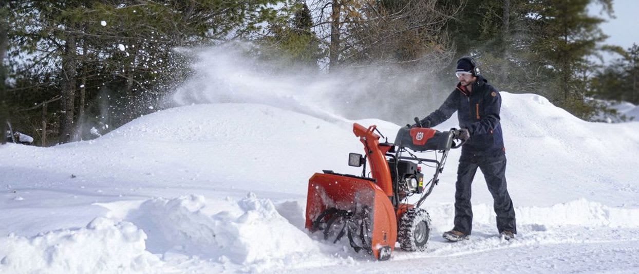 Slik gjør du snøfreseren klar til vintersesongen – eksperttips fra Husqvarna og Eiksenteret