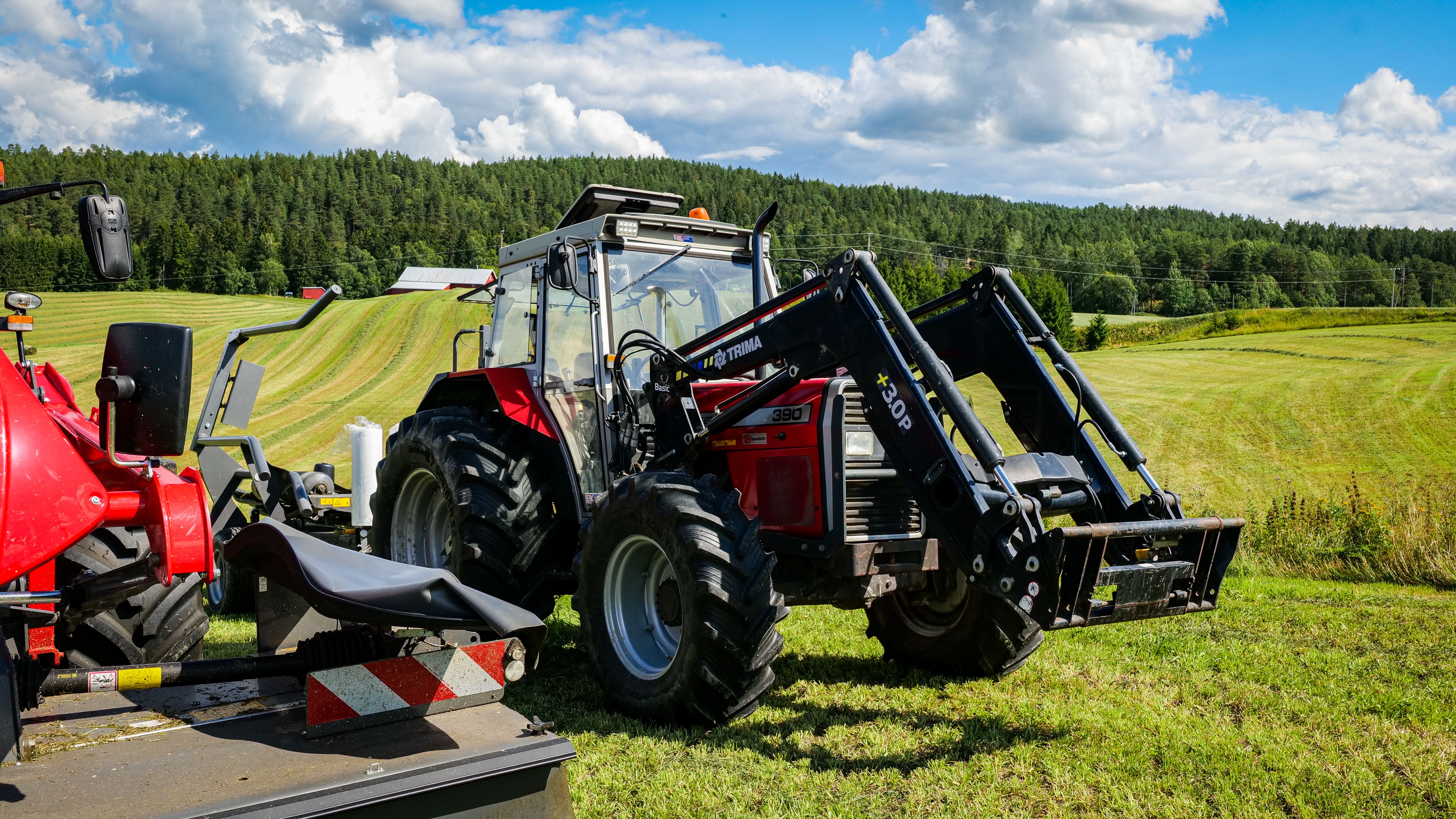 Sikrer kvalitet på foret med eget utstyr.