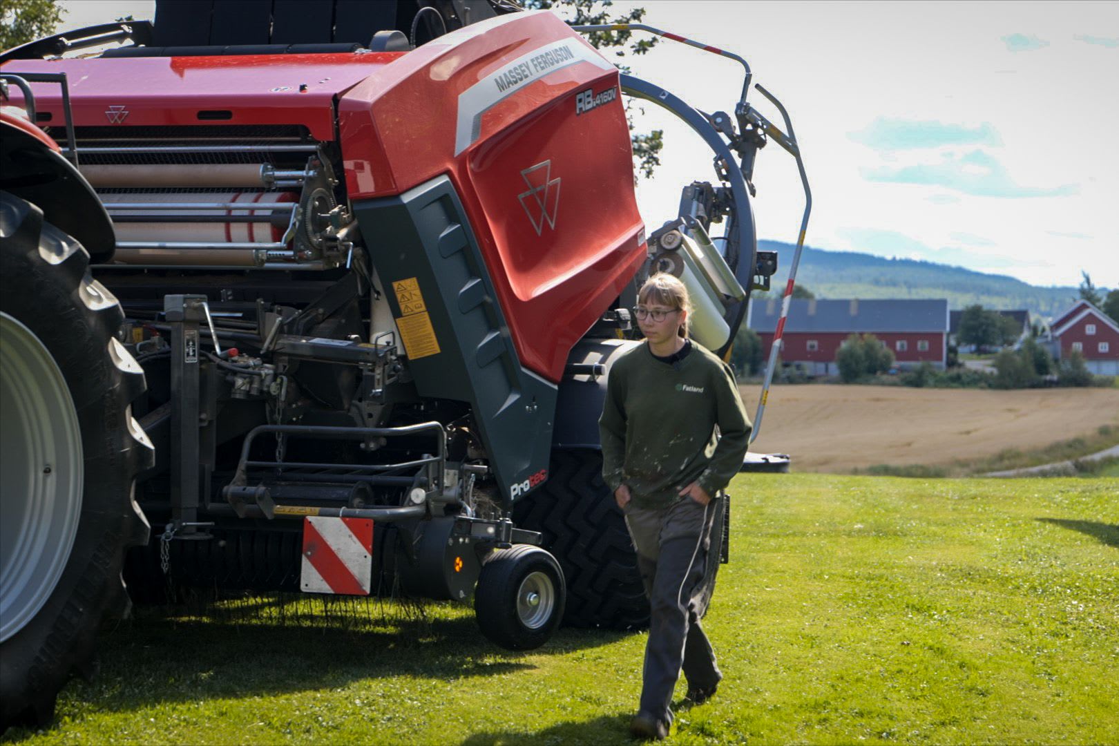 Alt på MF: Ny presse gir trygghet i slåtten