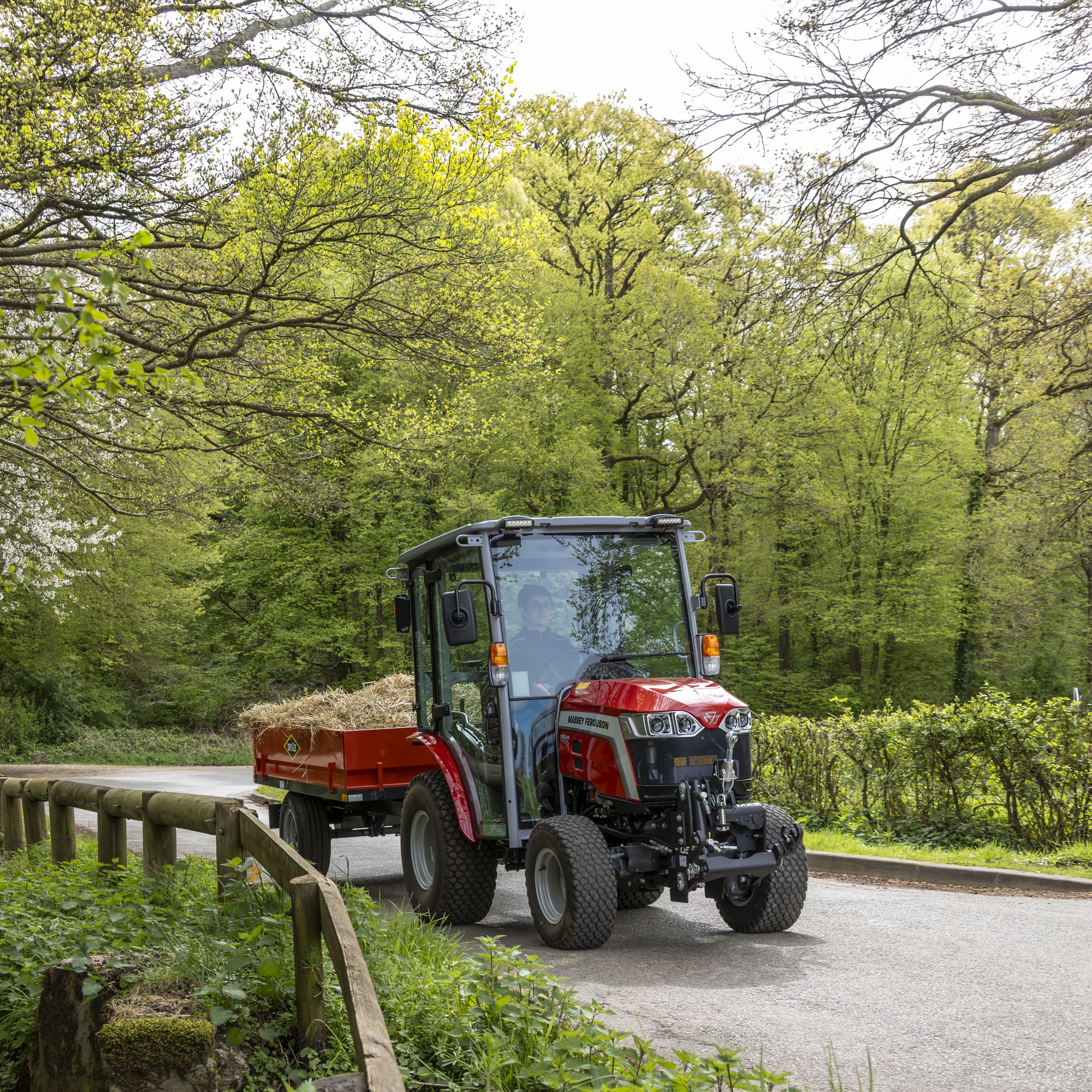 KAMPANJ PÅ MF 1M HC & MF 2M HC kompakttraktorer