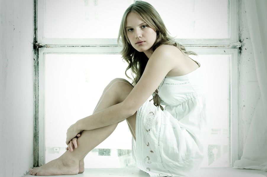 עיצוב שיער ואיפור לעיתון לאשה