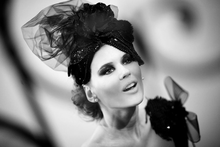 עיצוב שיער ואיפור להפקת אופנה