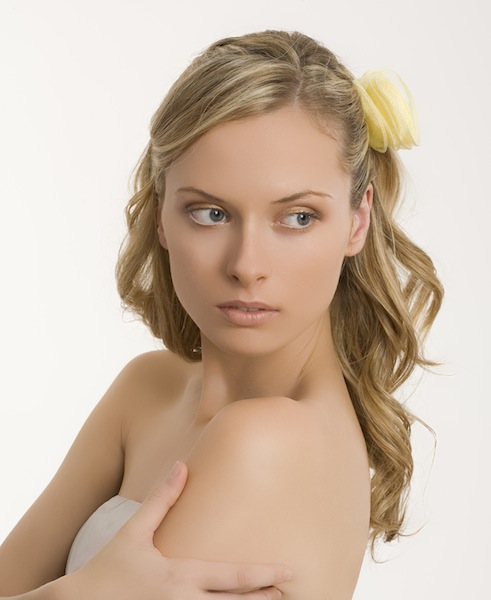 עיצוב שיער ואיפור עינב בר