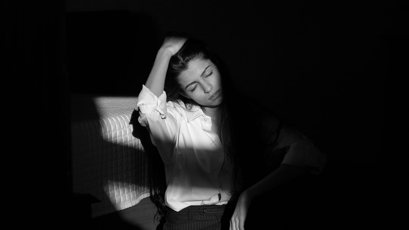 Frau ist depressiv Frau ist depressiv