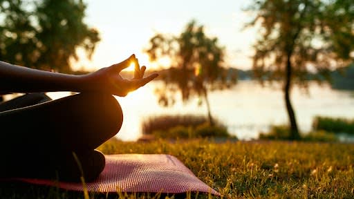 Karma-Yoga Karma-Yoga Yogamatte