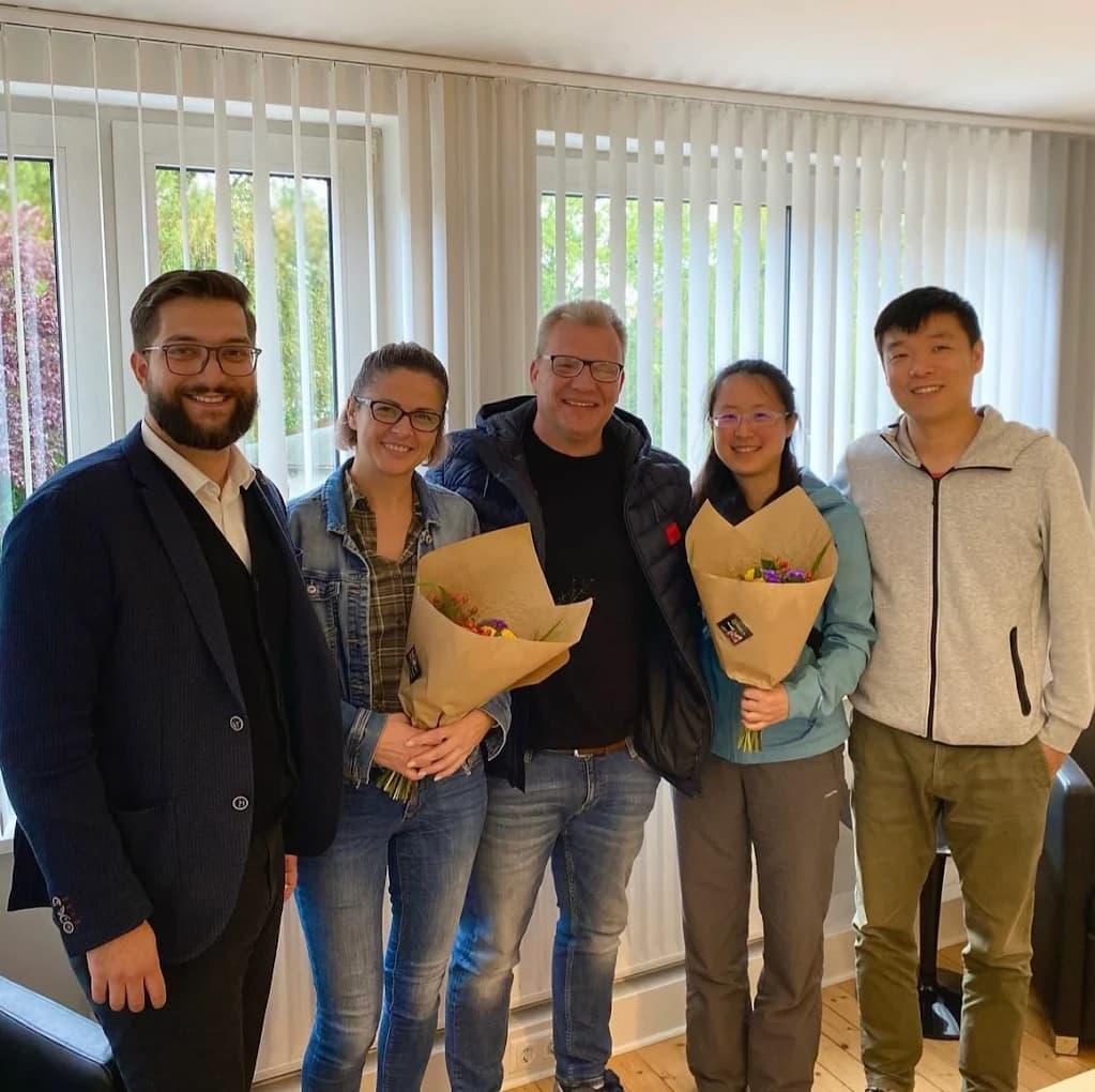 Eigentumswohnung in Göttingen binnen weniger Wochen erfolgreich verkauft - Kundenfoto beim Notar