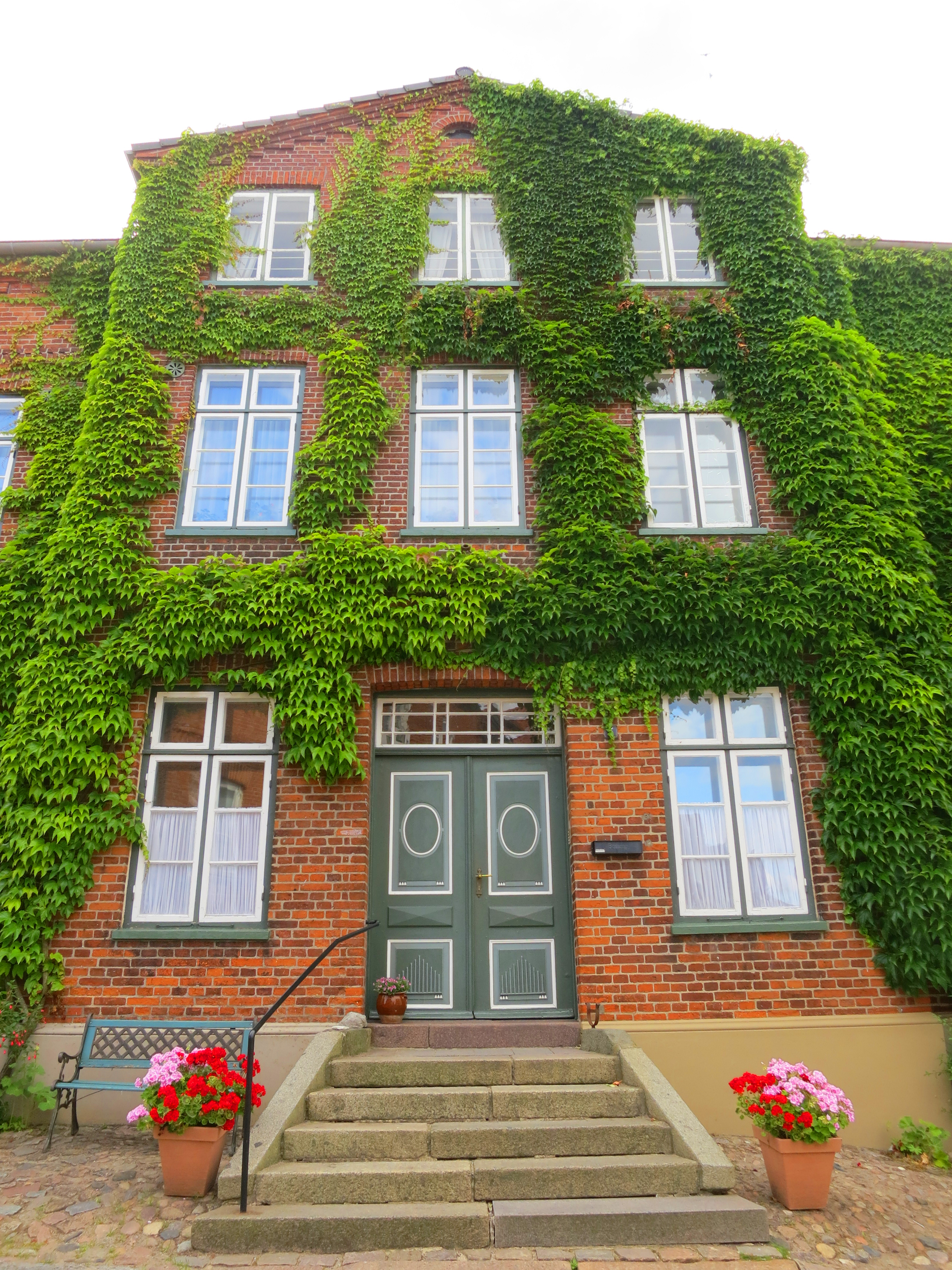 Verkauf + Sanierung Denkmalschutz in Plön