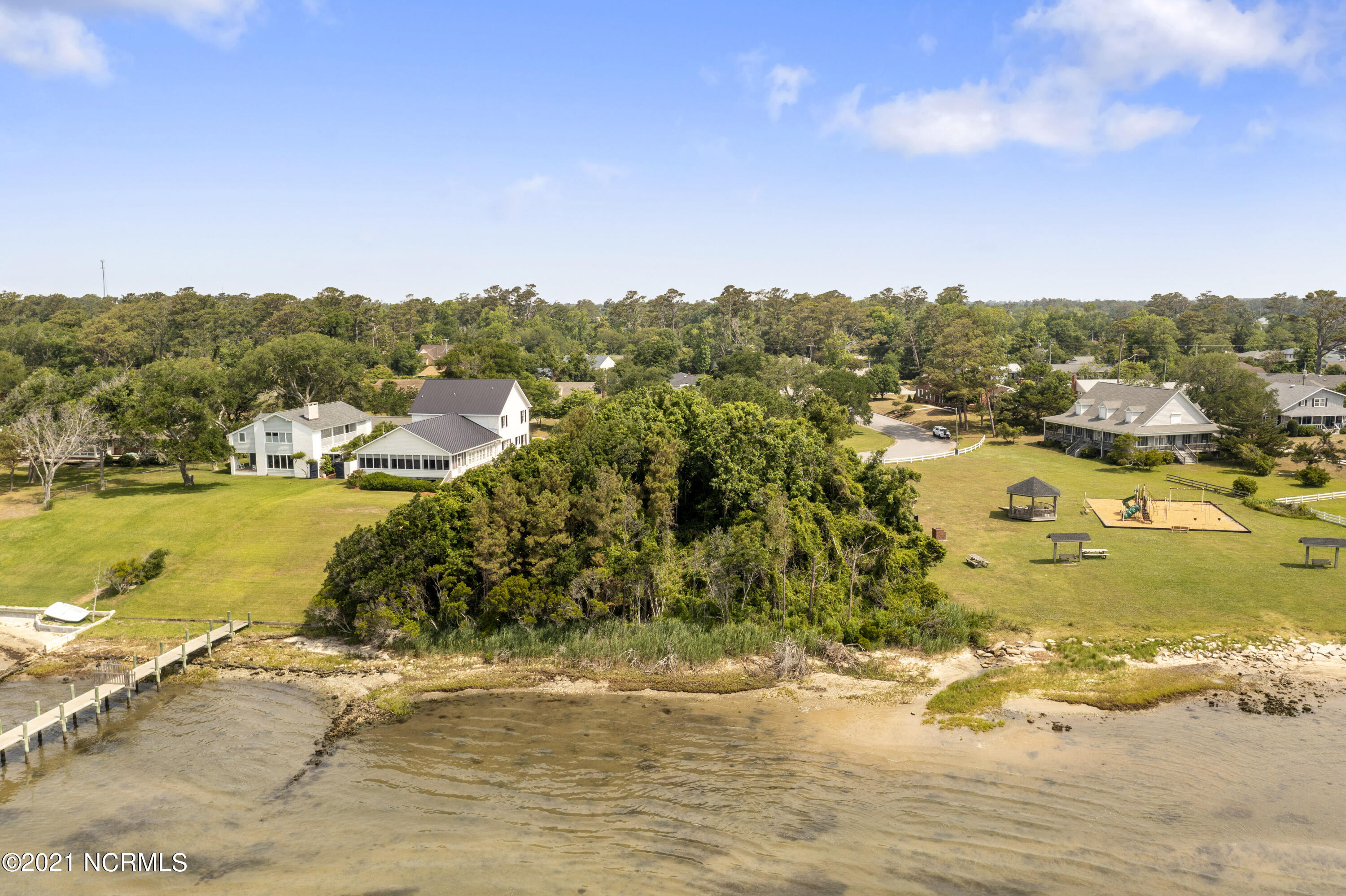 4909 Holly Lane, Morehead City, NC 28557 MLS 100273448 Emerald