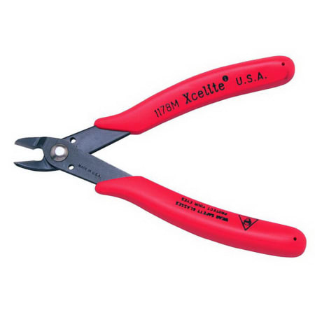 The image shown is representative of the product family and may not specifically be the individual item.  The 1178M is a 1.6 mm heavy-duty diagonal wire shear cutter for use with IC pins, cables, harnesses and flush cuts soft wire up to 14 AWG, it feat…