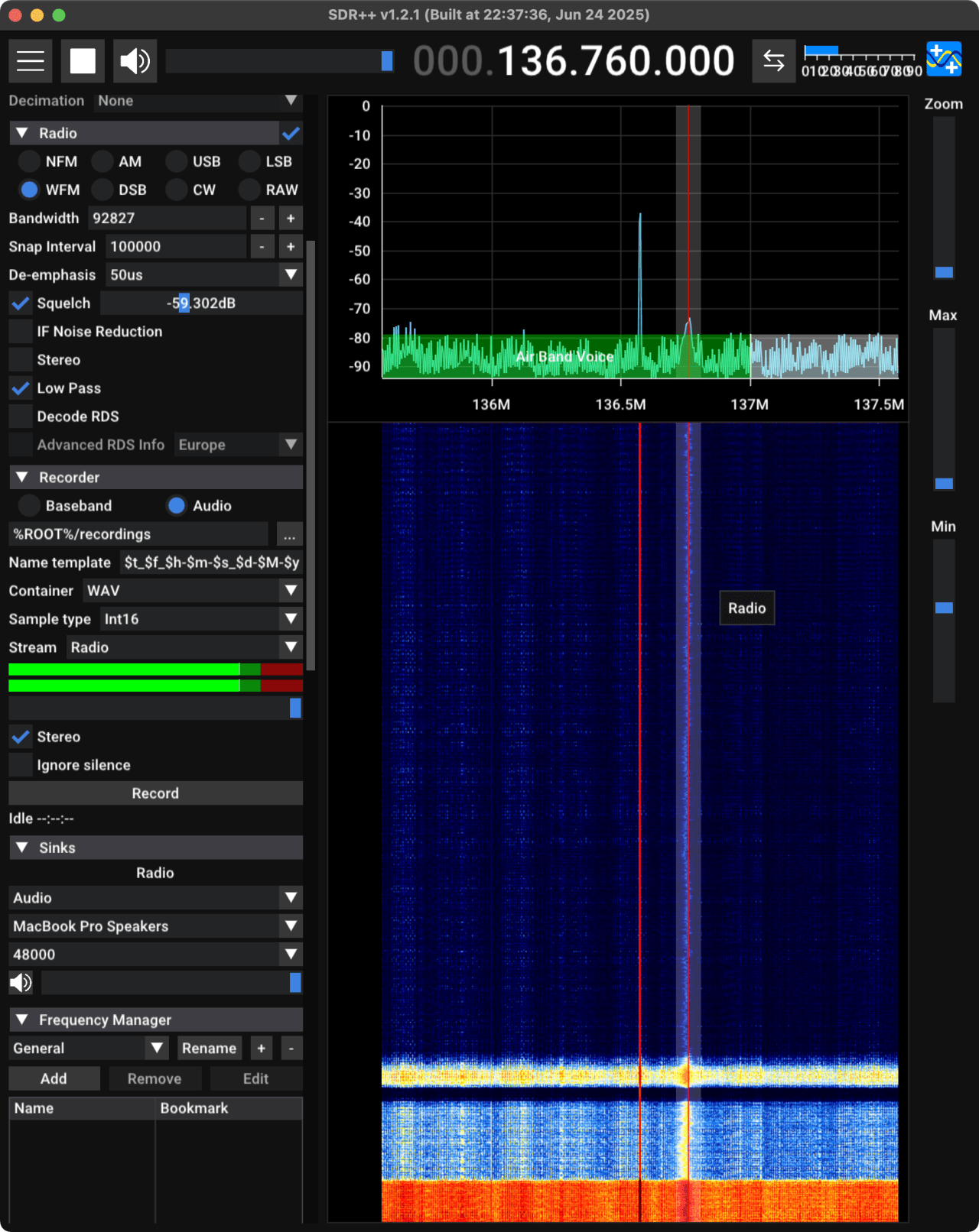 SDR++ software-defined radio tuned to 136.76 MHz displaying FM voice transmission waterfall and spectrum analysis across VHF band.