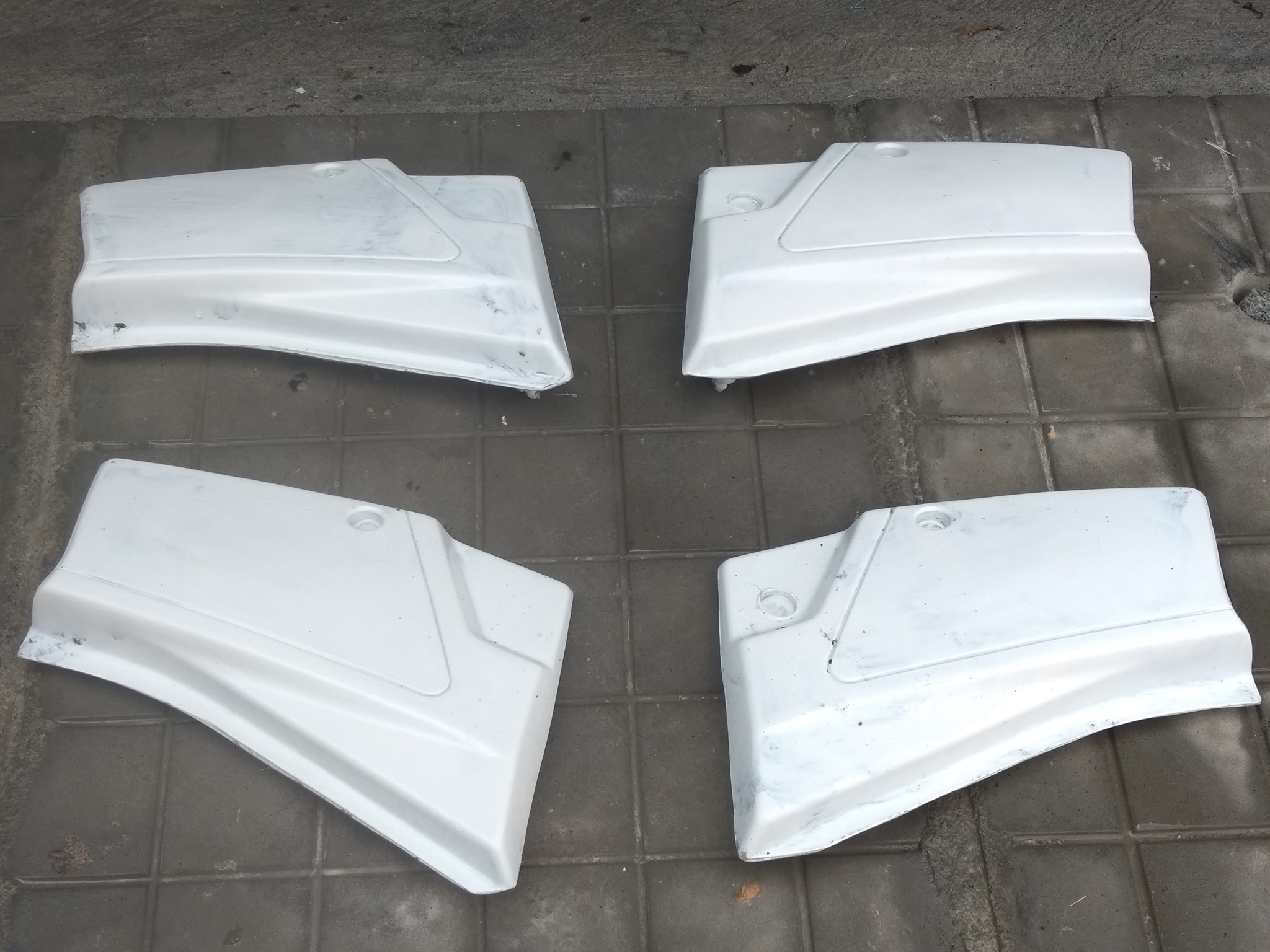 Bajaj SX Enduro Side Panels - High-Quality Fiberglass 