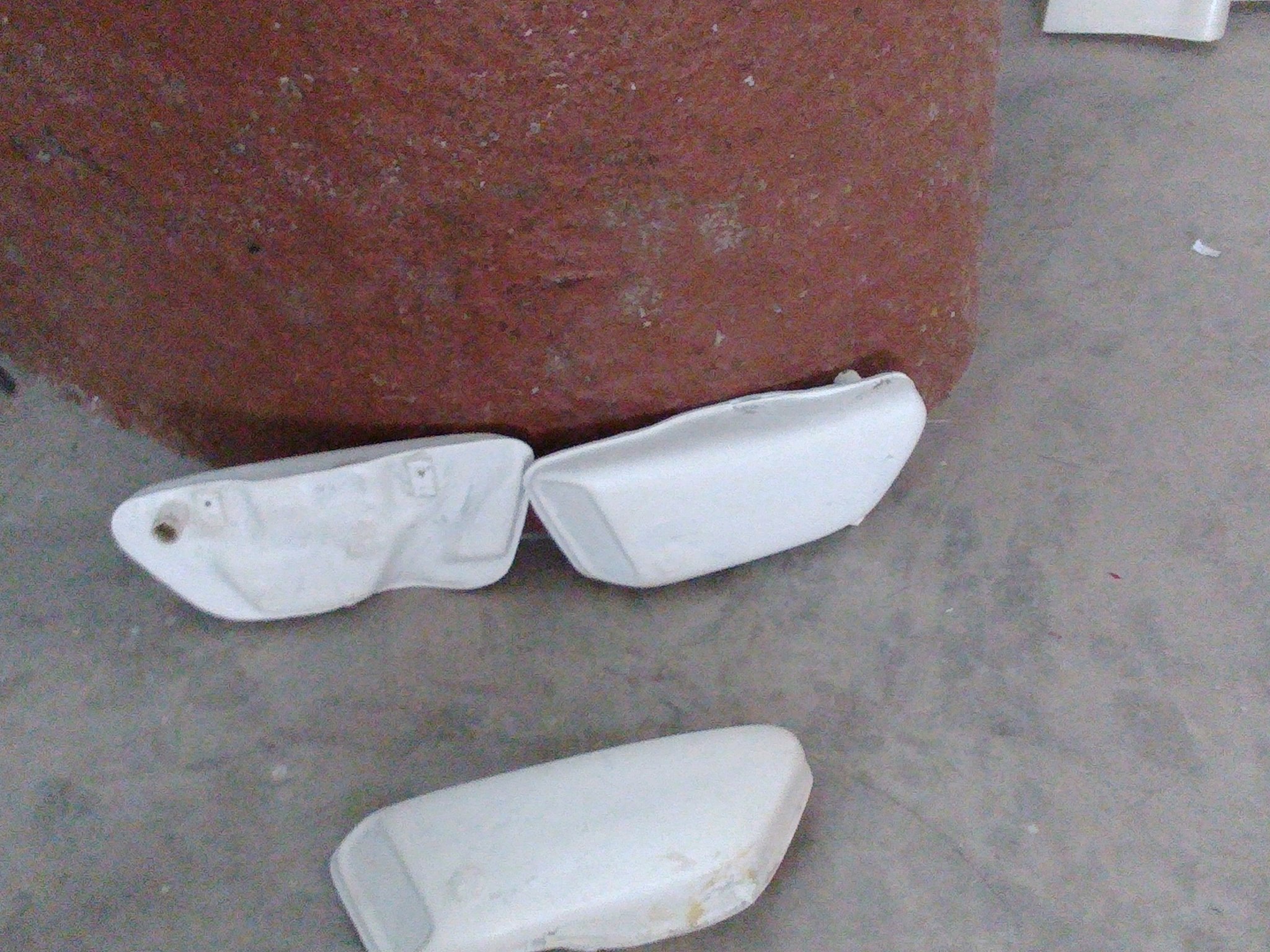 3 Pieces of Side Oil Tank Dummy of  Yamaha RD350