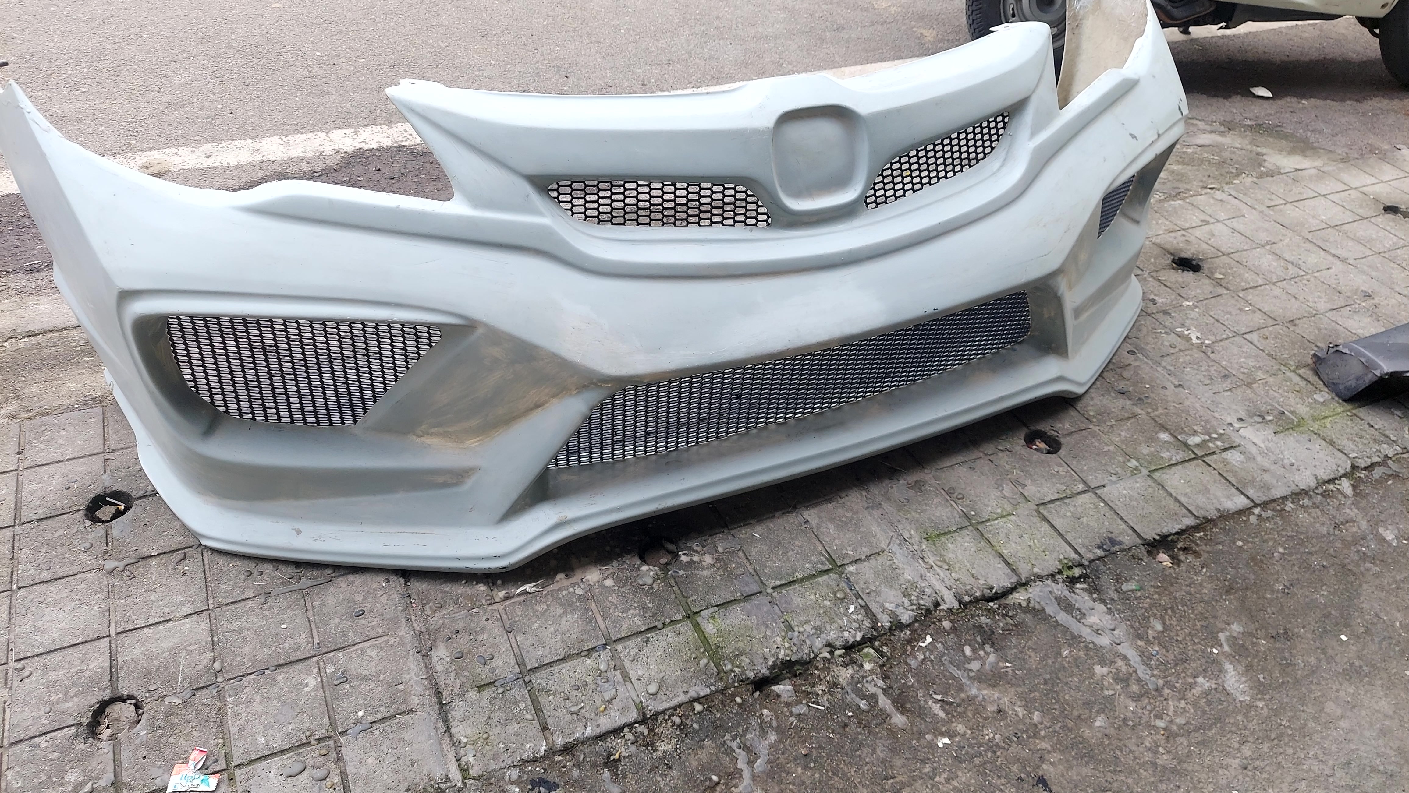 Image of the Honda Civic Fiber Front Bumper