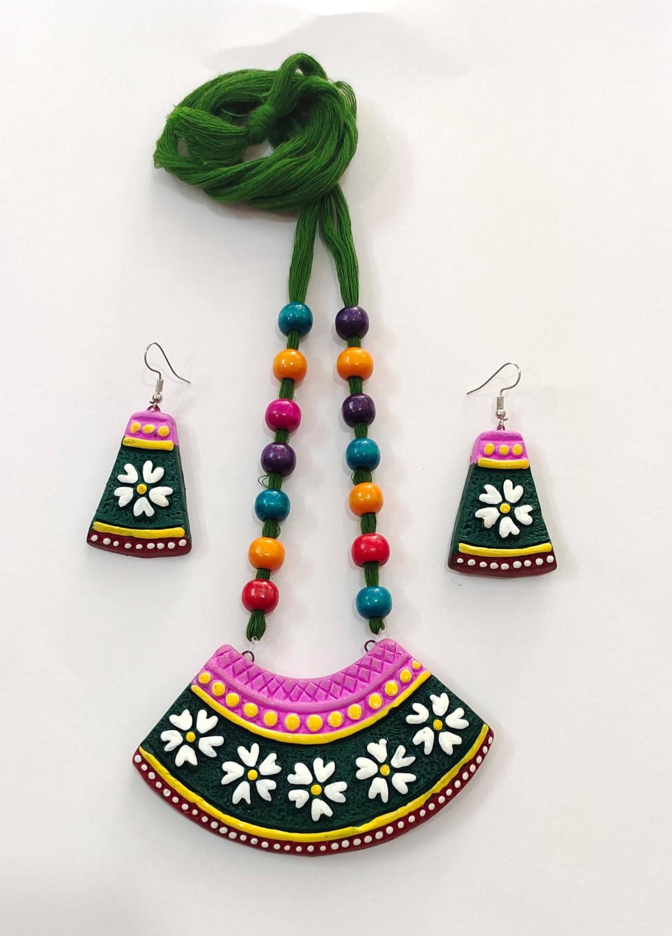 Multicolor terracotta Necklace