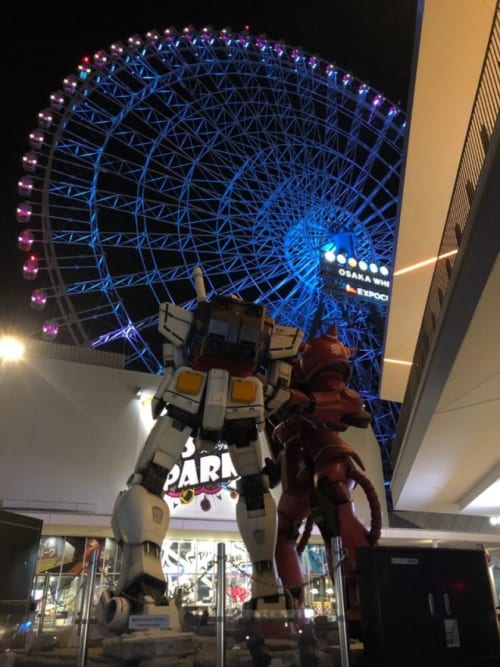 ガンダムスクエア エキスポシティの混雑具合 平日の夕方から夜に行ってきた体験レビュー ガンダムスクエア エキスポシティの混雑具合 平日の夕方から夜に行ってきた体験レビュー