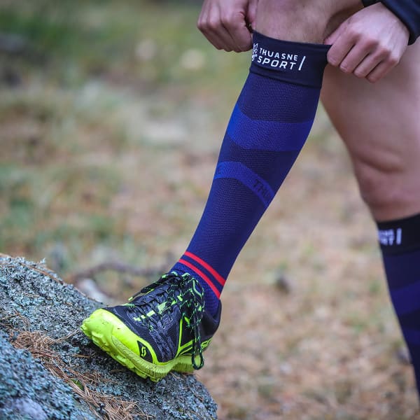 THUASNE-CHAUSSETTES UP ACTIV RUNTRAIL L BLEU NOIR Compression socks