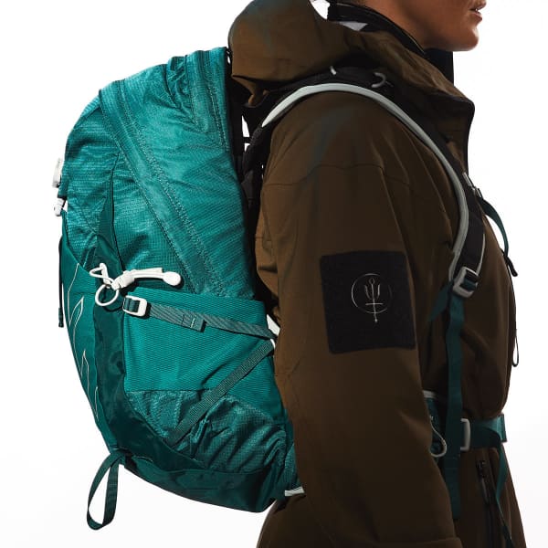 Osprey tempest 20 chloroblast green best sale