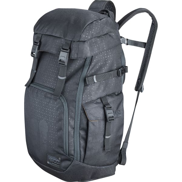 EVOC MISSION PRO 28 BLACK Lifestyle rugzak