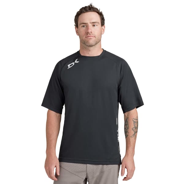 DAKINE THRILLIUM S S JERSEY BLACK WHITE DK Good deals summer clothing