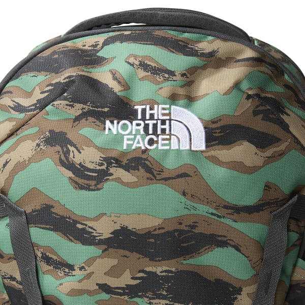 THE NORTH FACE VAULT DEEP GRASS GREEN PAINTED CAMO PRINT ASPHALT