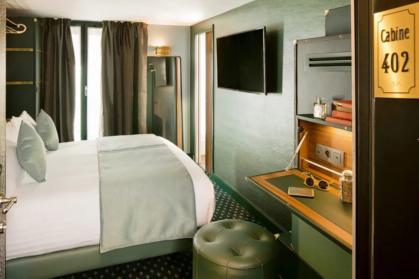 Chambre d'un hôtel boutique du réseau HOSPYA à Paris