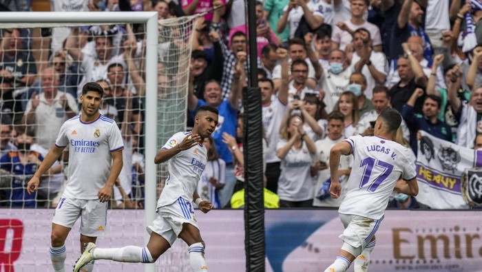 Info Main Bola Real Madrid Vs Espanyol; Los Blancos Menang 4-0, lalu Juara LaLiga