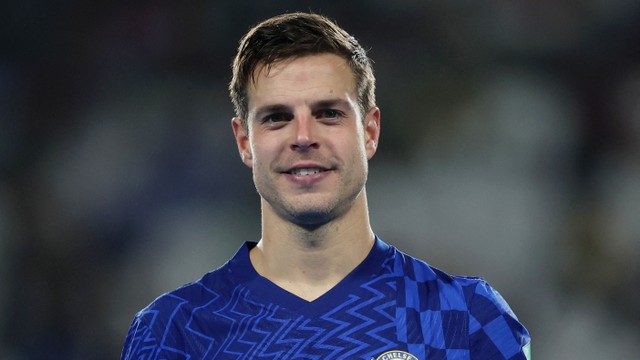 Info Main Bola Liga Inggris: Cesar Azpilicueta Resmi Perpanjang Kontrak di Chelsea, Barcelona Gigit Jari