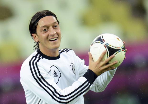 Info Main Bola Mengenang Musim Terbaik dalam Karier Mesut Ozil: Awal yang Manis di Real Madrid