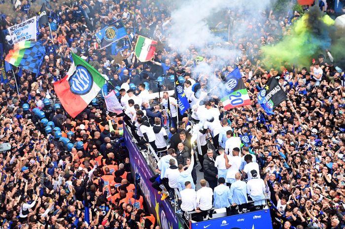 Info Main Bola Inter Milan Masih Tenggelam dalam Pesta Juara Liga Italia, Marotta Sudah Pikirkan Gelar Ke-21