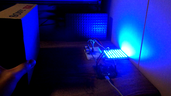 距離センサを使ったランダムライト