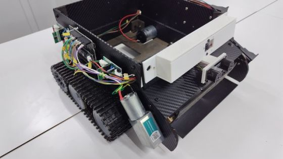 落ち葉拾いロボット