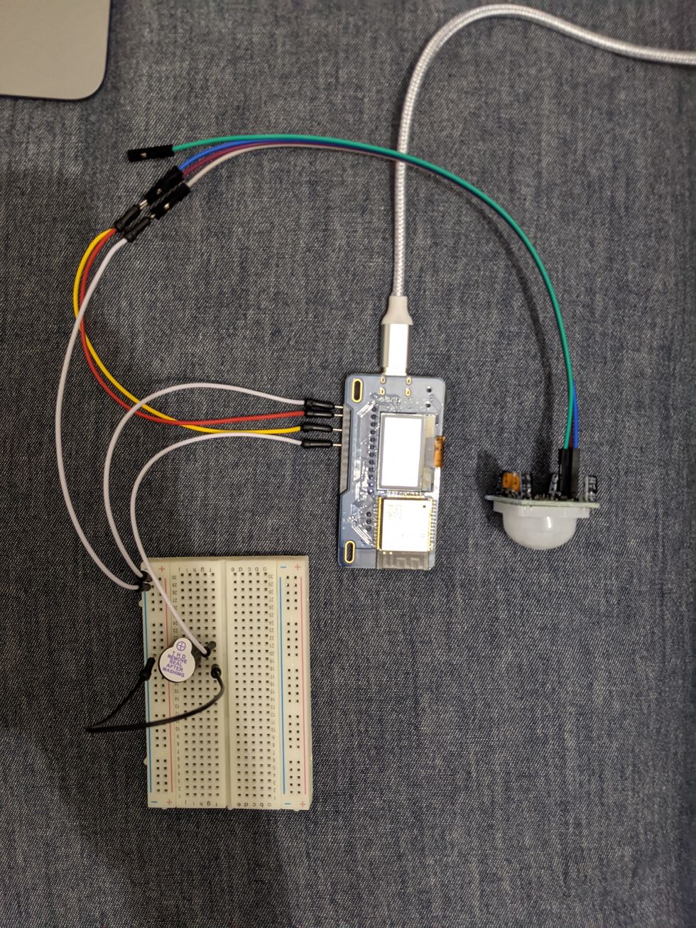 人感検知アラート