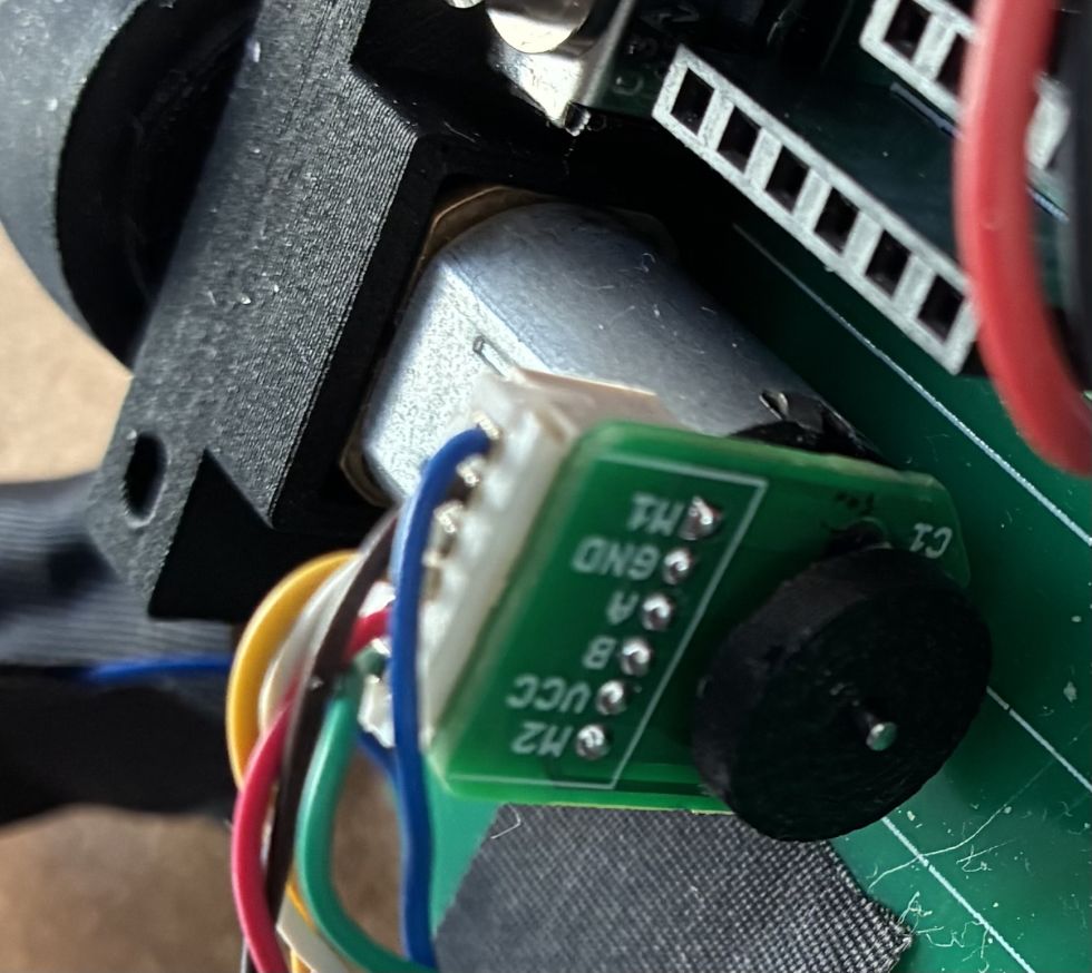 メーカーフェアでゲットした光学エンコーダNJL5820Rを使ってみよう