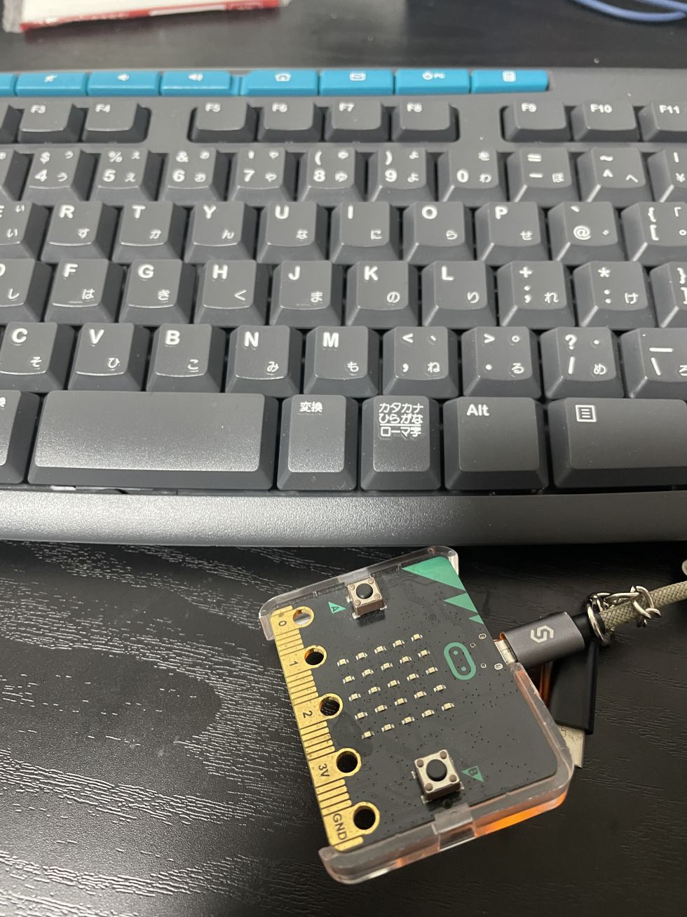 PCからのキーボード情報をシリアル通信でmicro:bitに送信