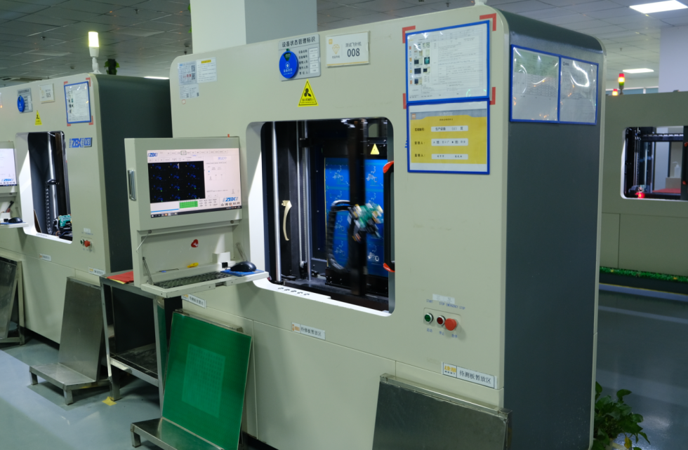 高密度PCBにおけるビア技術の応用と最適化ソリューション