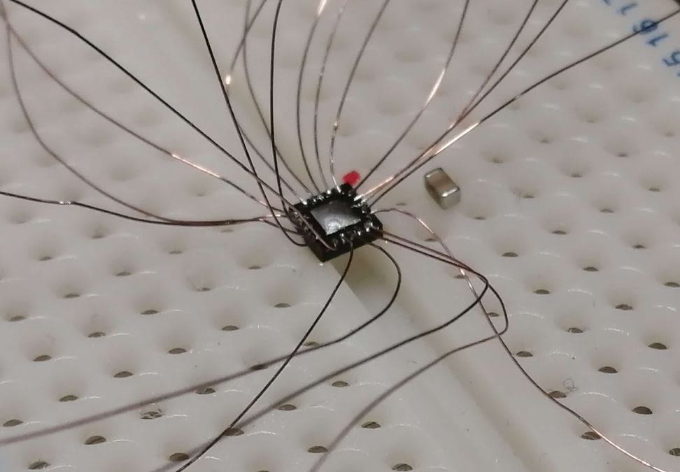 ATtiny1616、VQFN 3mm角、20ピン、0.4mmピッチ　ゲジゲジで作る評価ボード