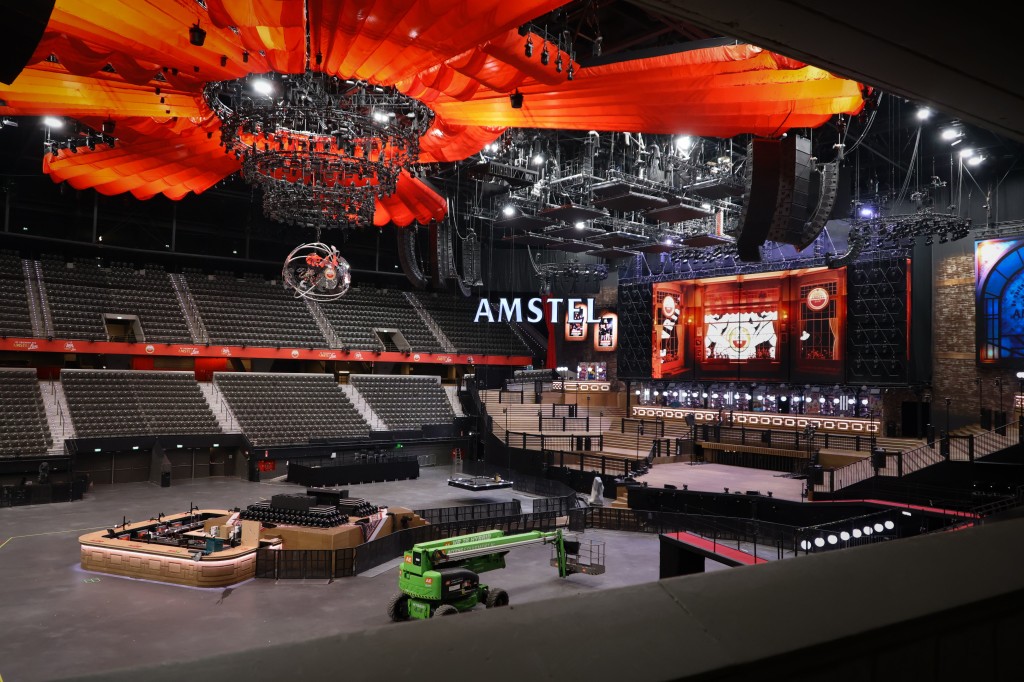 Amstel backstage.jpg