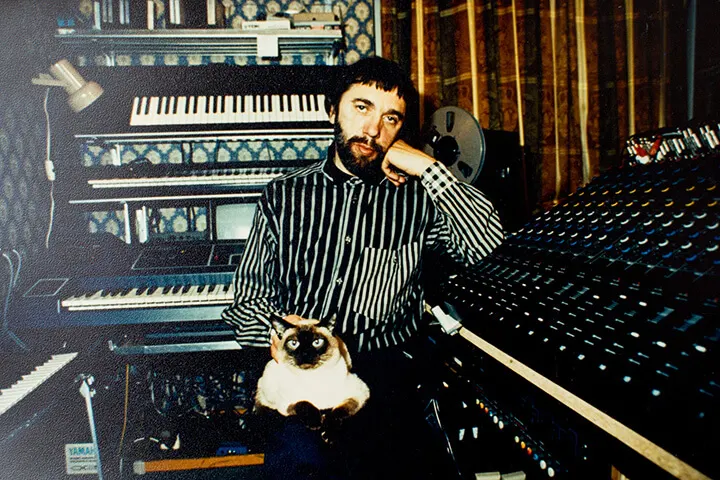 9 Synth Artists Who Defined Eastern Europe’s Post-Soviet Sound