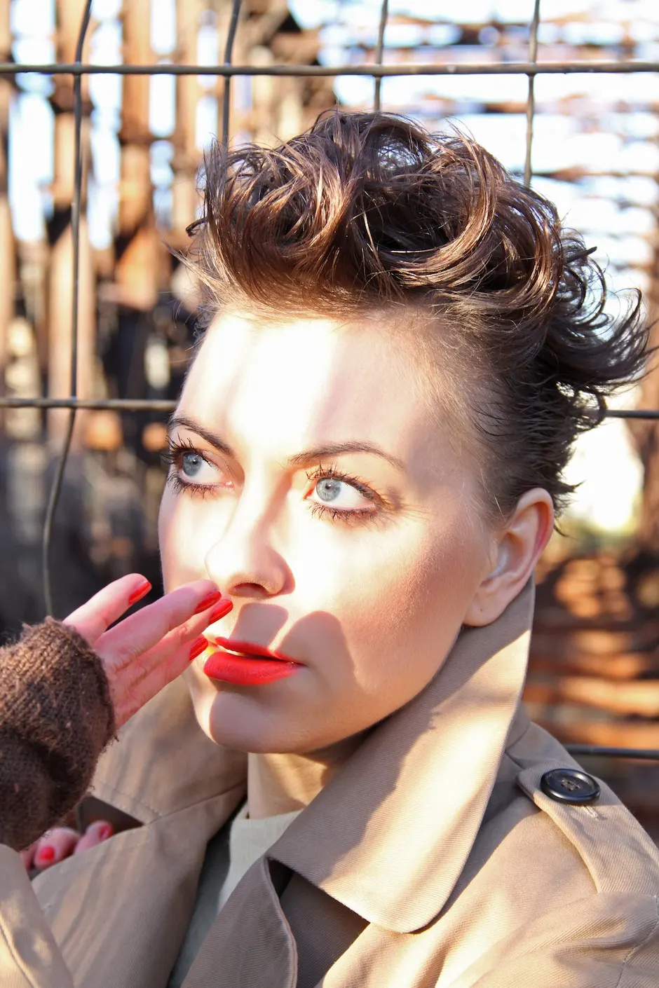 EB Video Premiere: Islaja – “Siren Call”