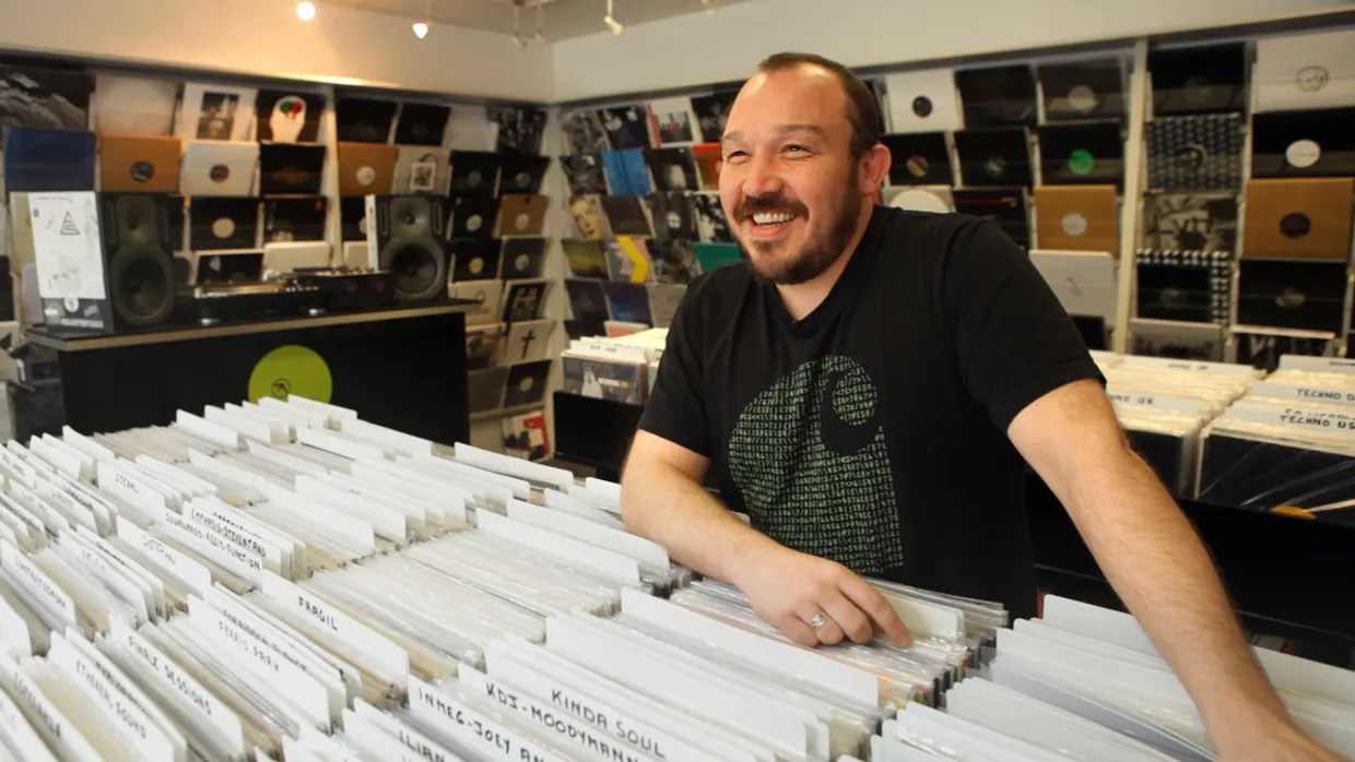 Slices Visits Paris’s Best Record Shop